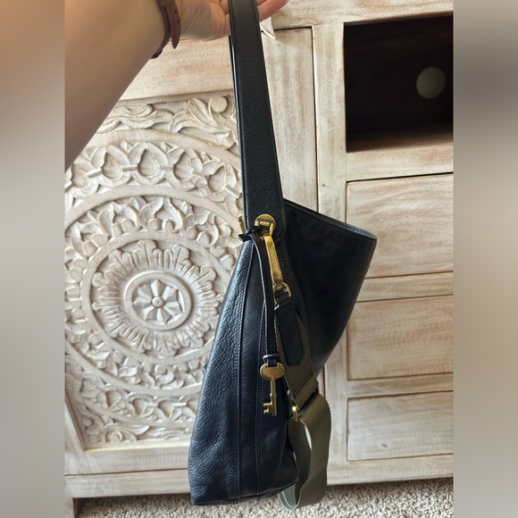 Fossil Maya Small Hobo Bag - Picture 4 of 8